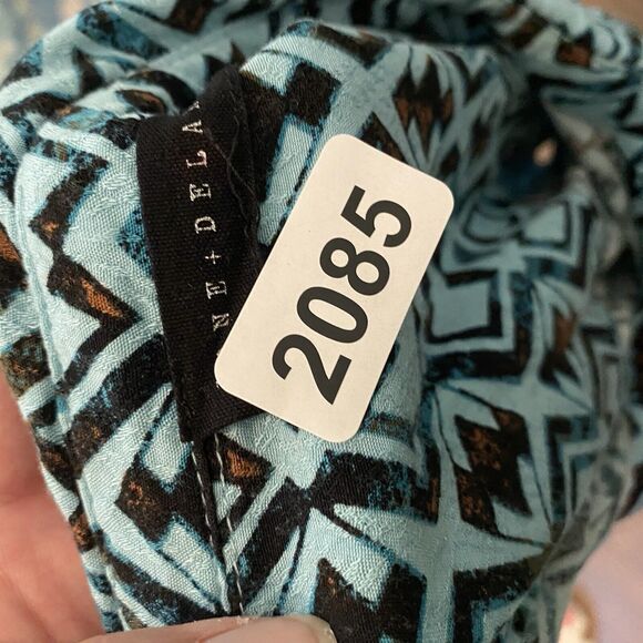 Jane +‎ Delancey Top Women’s Large Turquoise Blue Aztec Southwest Button Up - Picture 11 of 11